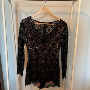 Romper. Lace VNeck. Great condition.